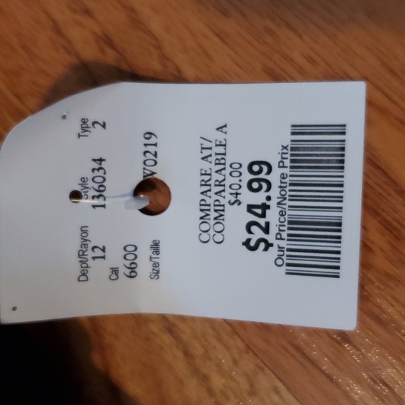 Jogger Style Capris NWT - Picture 8 of 8